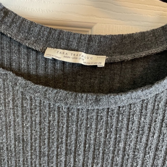 Zara Trafaluc Grey Short Sleeve Ribbed Dress size medium - Picture 2 of 6